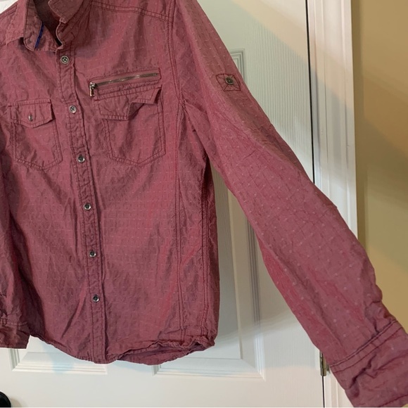 Rock & Republic Burgundy Textured Button Down Long Sleeve Shirt, size M - Picture 4 of 8